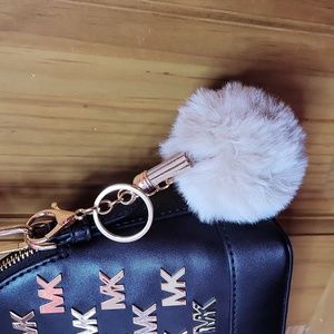 BAG CHARM TAN POMPIM W/TASSEL